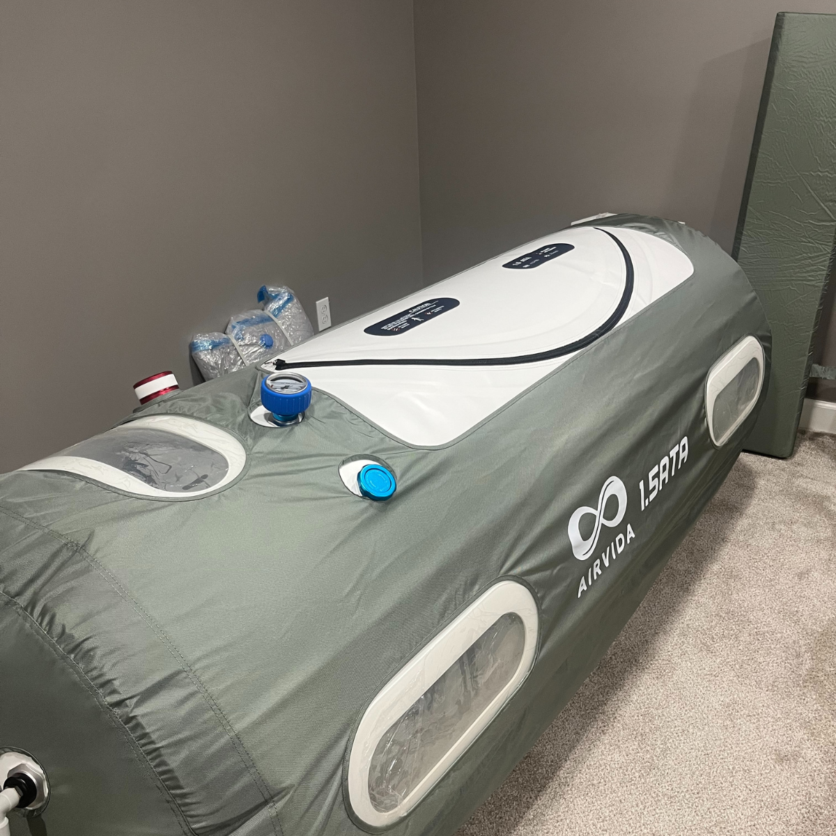Airvida Rental Chamber | 1.2-1.5 ATA Soft Shell Laying Hyperbaric Chamber | 3 Month Rental